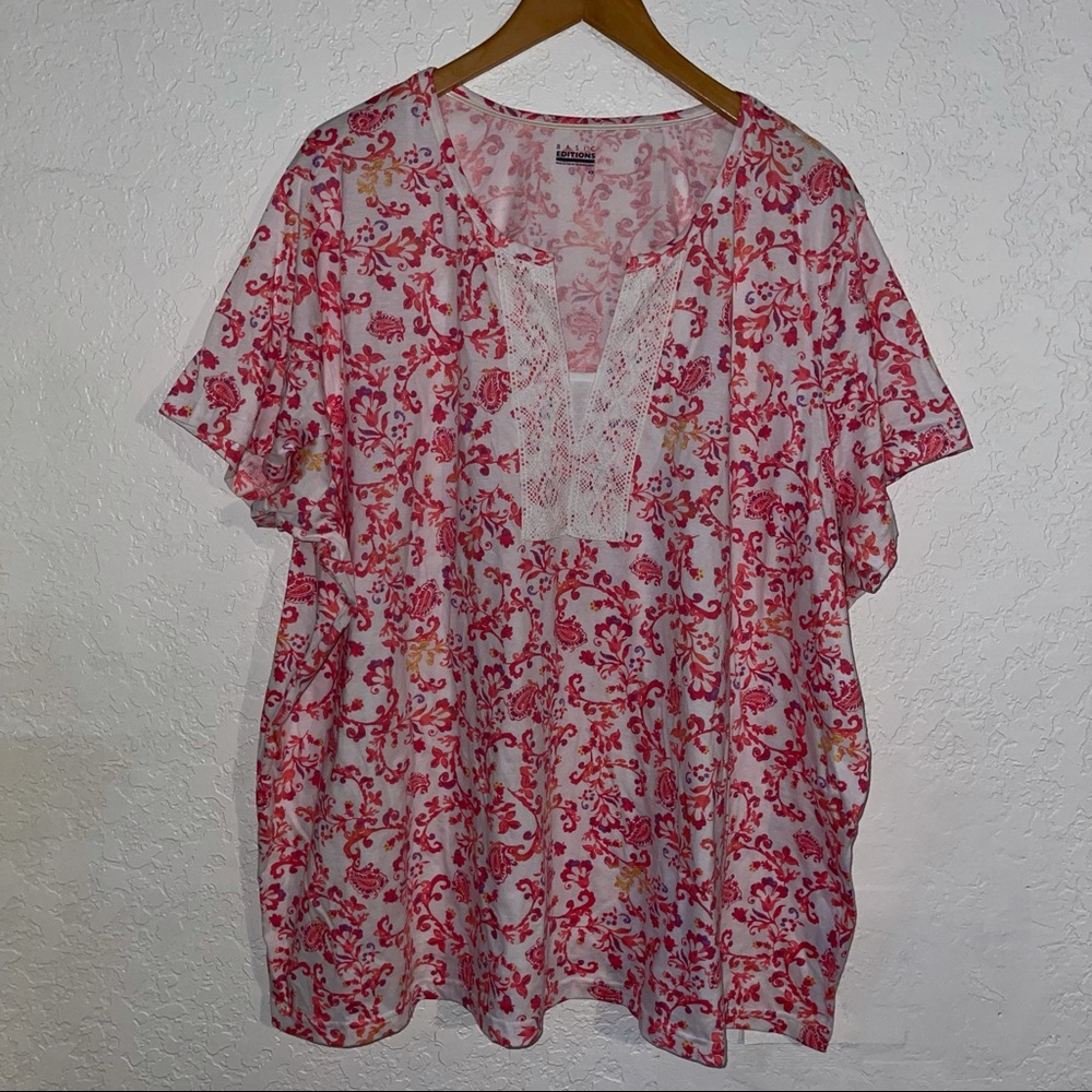 Basic Editions Short Sleeve Floral Top